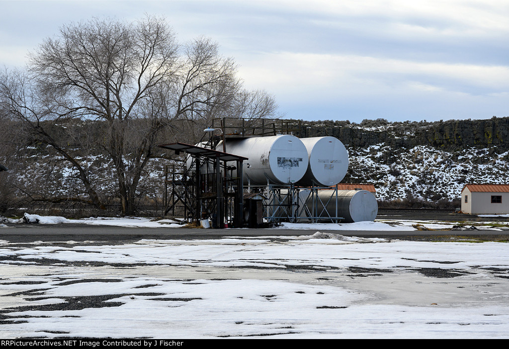 Fuel tanks